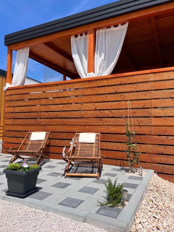 Green Turtle - Lovely, Brand New Holiday Home Near The Sea Drage Exterior photo